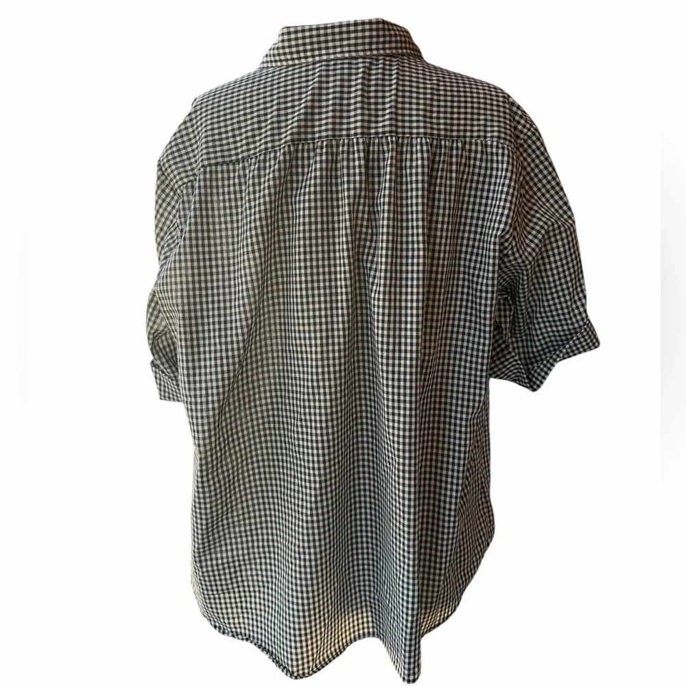 NWOT Late 1970s/80s Miss Fashionality Black & White Half-Button Placket Roll-Tab